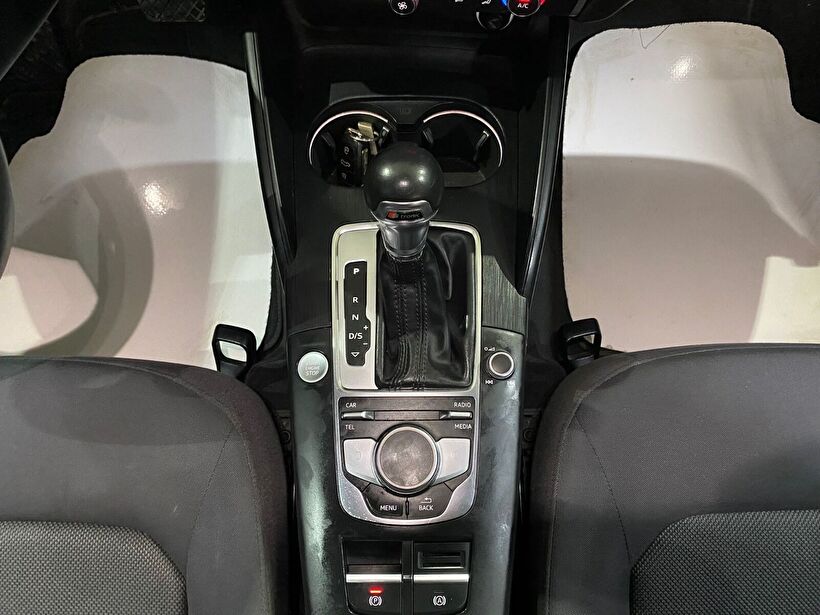 2020 Benzin Otomatik Audi A3 Siyah Gürel Tasarım Aksesuar Otomotiv San. Tic. Ltd. Şti.