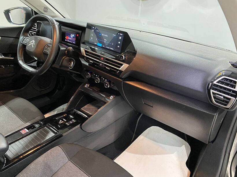 2024 Benzin Otomatik Citroen C4 X Gri Gürel Tasarım Aksesuar Otomotiv San. Tic. Ltd. Şti.