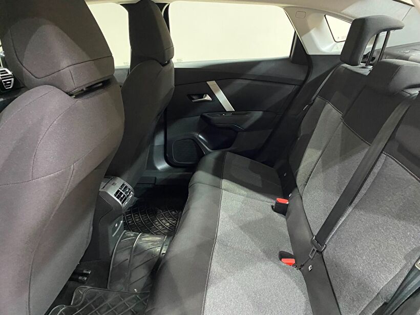 2025 Benzin Otomatik Citroen C4 X Mavi Gürel Tasarım Aksesuar Otomotiv San. Tic. Ltd. Şti.