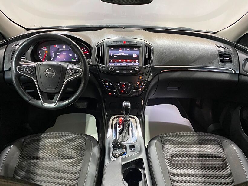 2015 Dizel Otomatik Opel Insignia Siyah Gürel Tasarım Aksesuar Otomotiv San. Tic. Ltd. Şti.