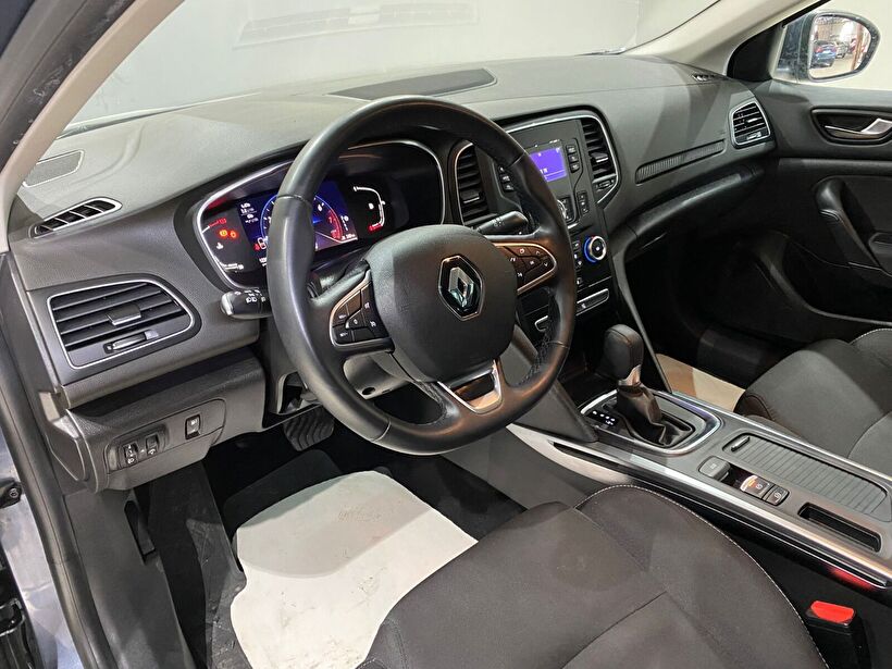 2024 Benzin Otomatik Renault Megane Gri Gürel Tasarım Aksesuar Otomotiv San. Tic. Ltd. Şti.