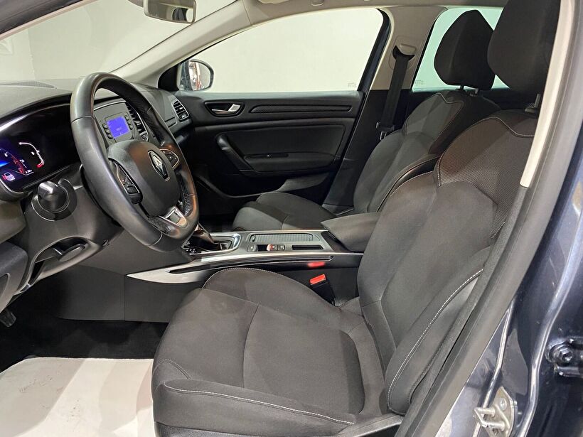 2024 Benzin Otomatik Renault Megane Gri Gürel Tasarım Aksesuar Otomotiv San. Tic. Ltd. Şti.