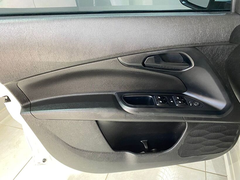 2023 Dizel Manuel Fiat Egea Beyaz Gürel Tasarım Aksesuar Otomotiv San. Tic. Ltd. Şti.