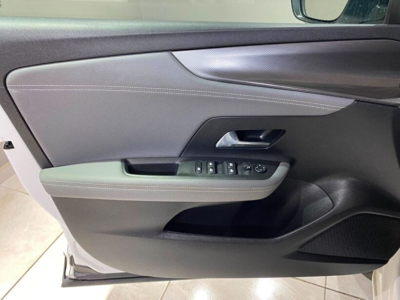 2024 Benzin Otomatik Opel Mokka Beyaz Gürel Tasarım Aksesuar Otomotiv San. Tic. Ltd. Şti.