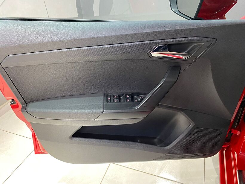 2021 Benzin Manuel Seat Ibiza Kırmızı Gürel Tasarım Aksesuar Otomotiv San. Tic. Ltd. Şti.