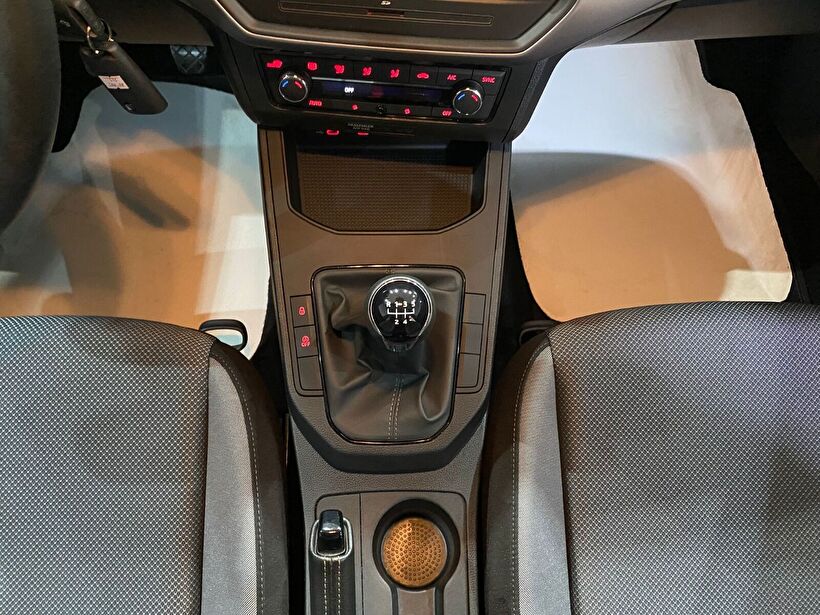 2021 Benzin Manuel Seat Ibiza Kırmızı Gürel Tasarım Aksesuar Otomotiv San. Tic. Ltd. Şti.