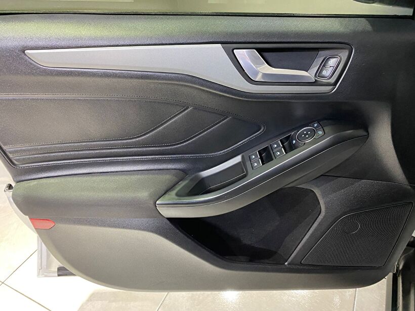 2020 Benzin Manuel Ford Focus Gümüş Gri Gürel Tasarım Aksesuar Otomotiv San. Tic. Ltd. Şti.