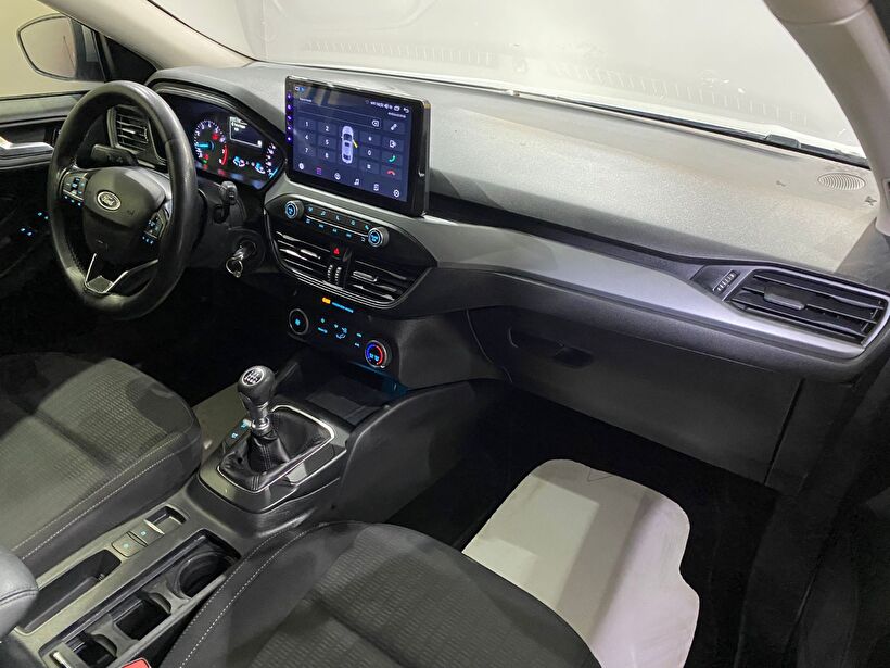 2020 Benzin Manuel Ford Focus Gümüş Gri Gürel Tasarım Aksesuar Otomotiv San. Tic. Ltd. Şti.