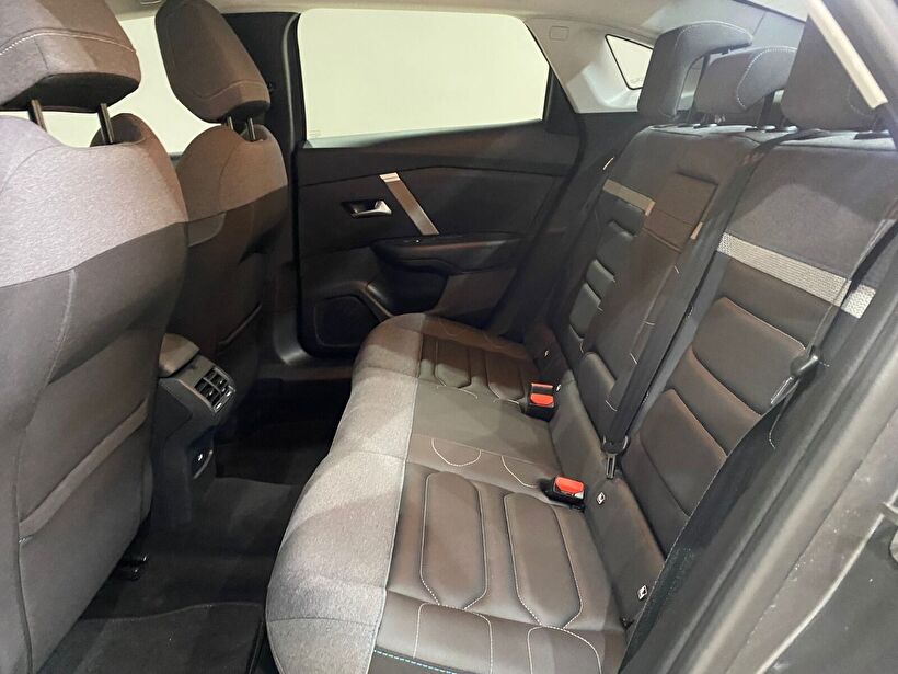 2023 Benzin Otomatik Citroen C4 X Gri Gürel Tasarım Aksesuar Otomotiv San. Tic. Ltd. Şti.