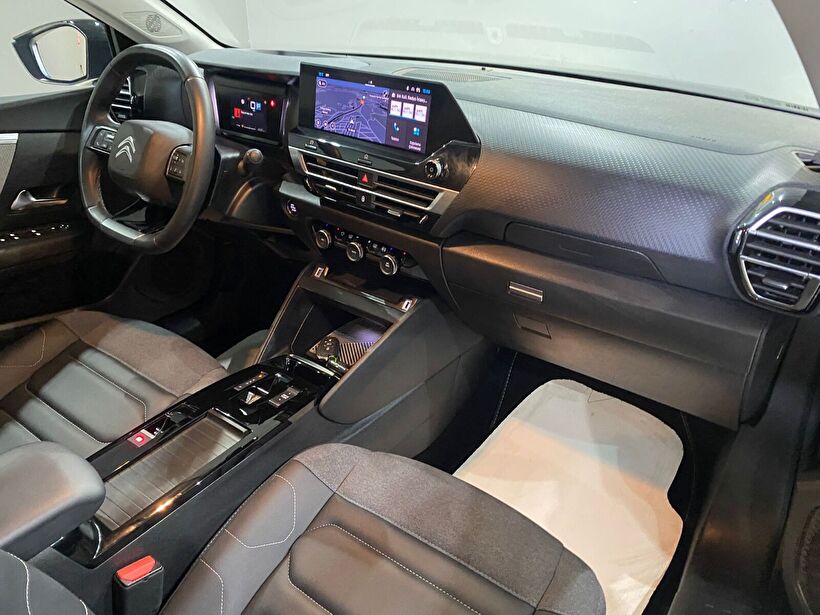 2023 Benzin Otomatik Citroen C4 X Gri Gürel Tasarım Aksesuar Otomotiv San. Tic. Ltd. Şti.