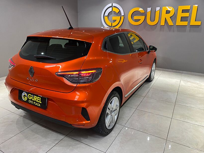 2023 Benzin Otomatik Renault Clio Turuncu Gürel Tasarım Aksesuar Otomotiv San. Tic. Ltd. Şti.