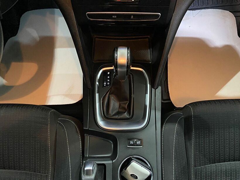 2019 Dizel Otomatik Renault Megane Gümüş Gri Gürel Tasarım Aksesuar Otomotiv San. Tic. Ltd. Şti.