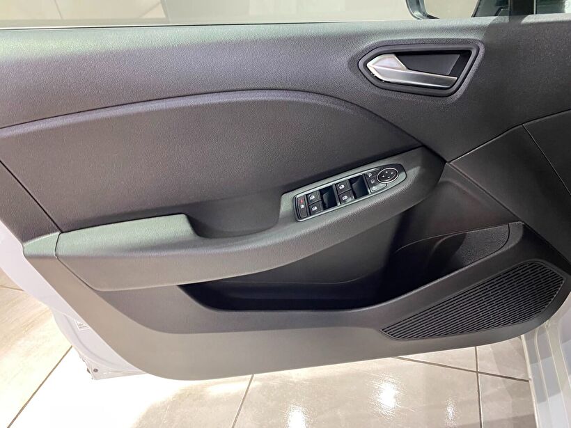 2025 Benzin Otomatik Renault Clio Beyaz Gürel Tasarım Aksesuar Otomotiv San. Tic. Ltd. Şti.