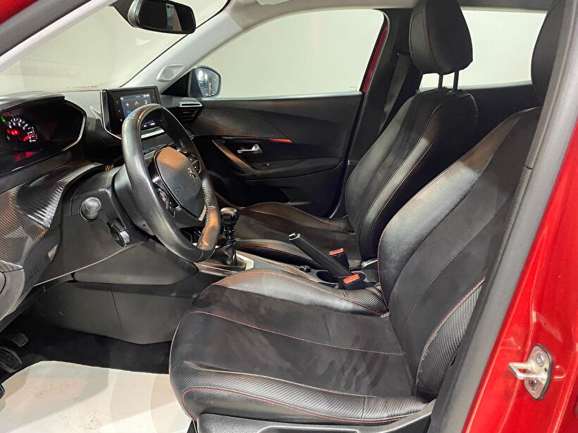 2021 Benzin Manuel Peugeot 2008 Kırmızı Gürel Tasarım Aksesuar Otomotiv San. Tic. Ltd. Şti.