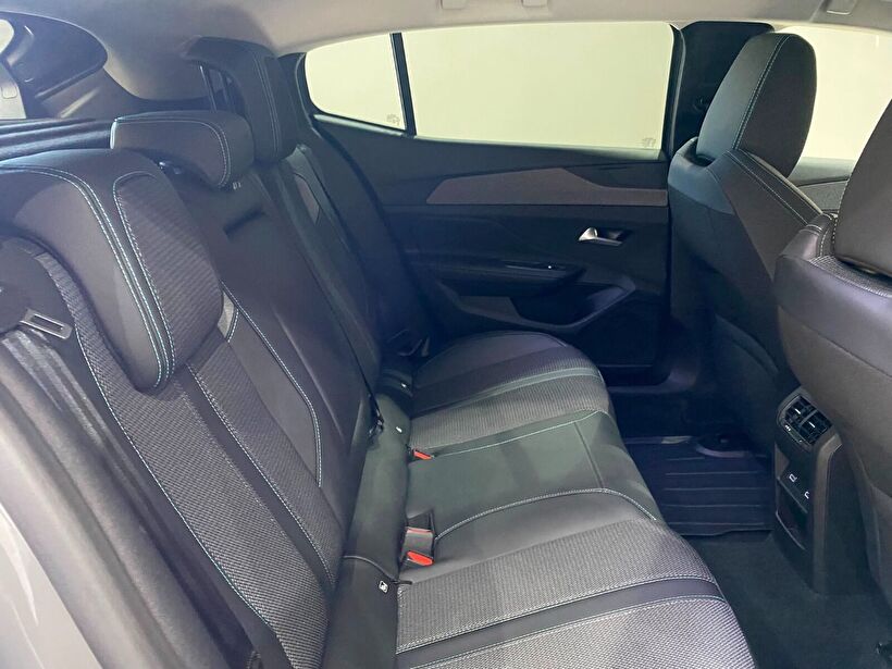 2025 Benzin Otomatik Peugeot 408 Gri Gürel Tasarım Aksesuar Otomotiv San. Tic. Ltd. Şti.