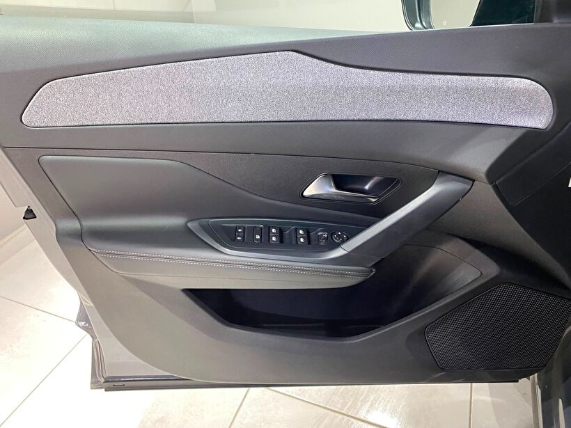 2025 Benzin Otomatik Peugeot 408 Gri Gürel Tasarım Aksesuar Otomotiv San. Tic. Ltd. Şti.