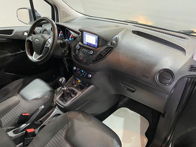 2023 Benzin Manuel Ford Tourneo Courier Beyaz Gürel Tasarım Aksesuar Otomotiv San. Tic. Ltd. Şti.