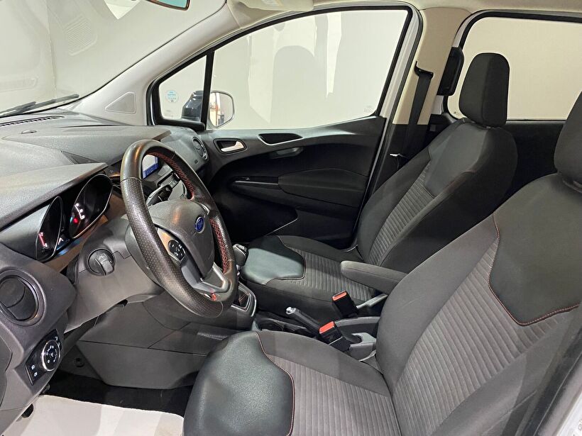 2023 Benzin Manuel Ford Tourneo Courier Beyaz Gürel Tasarım Aksesuar Otomotiv San. Tic. Ltd. Şti.