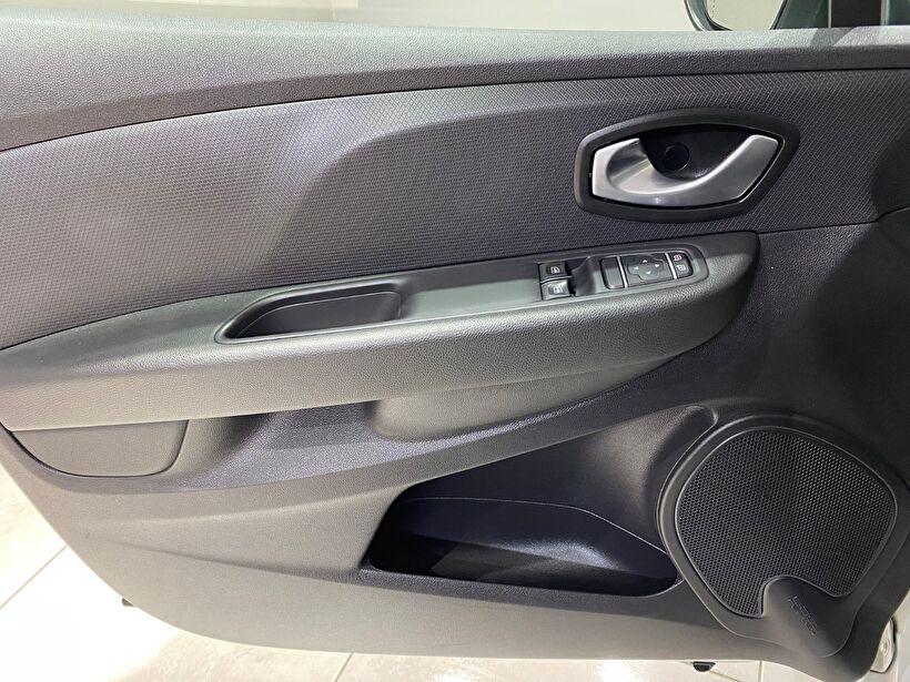 2020 Benzin Manuel Renault Clio Beyaz Gürel Tasarım Aksesuar Otomotiv San. Tic. Ltd. Şti.