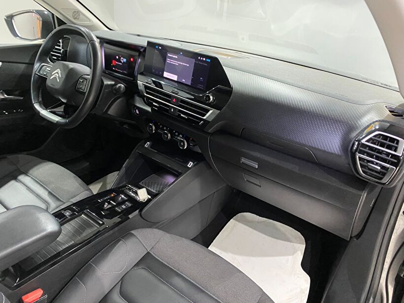 2024 Benzin Otomatik Citroen C4 X Gri Gürel Tasarım Aksesuar Otomotiv San. Tic. Ltd. Şti.