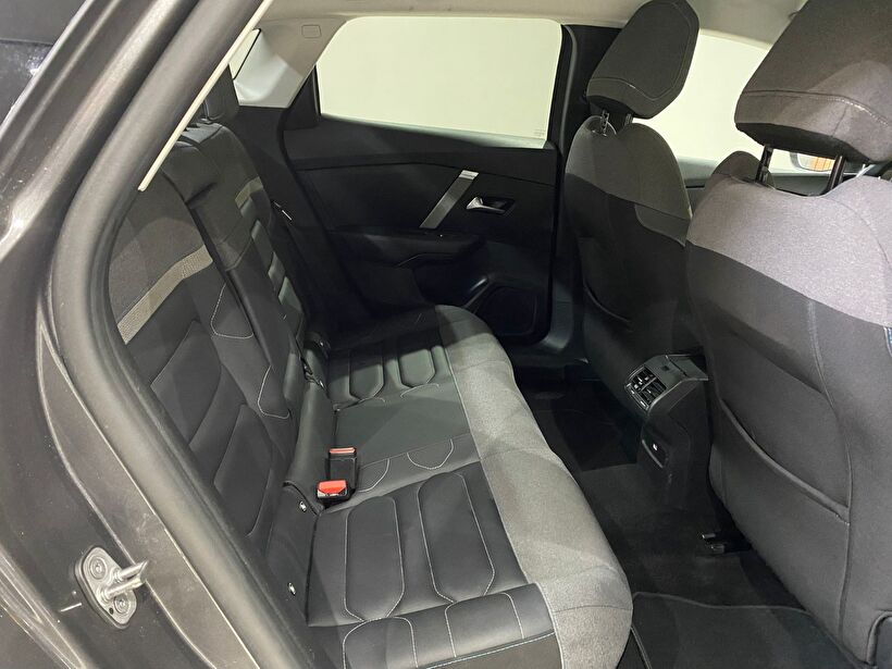 2024 Benzin Otomatik Citroen C4 X Gri Gürel Tasarım Aksesuar Otomotiv San. Tic. Ltd. Şti.
