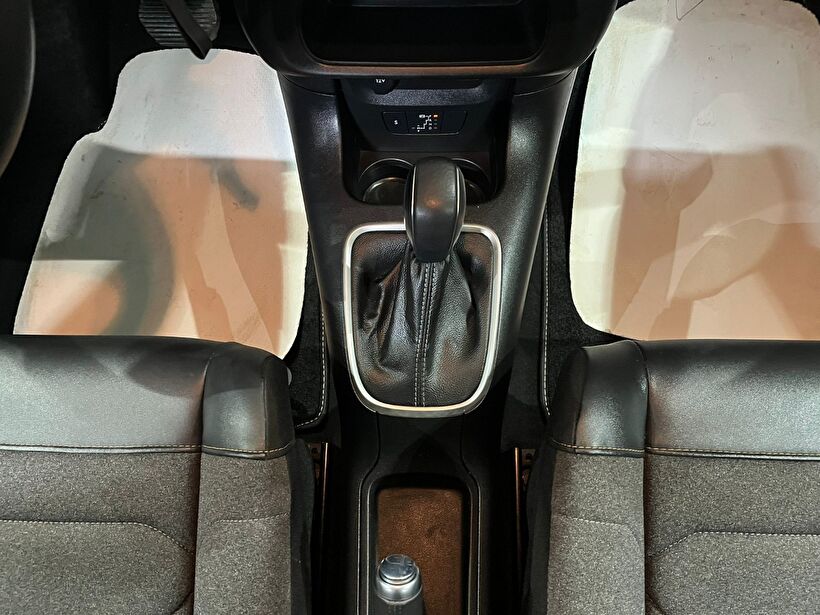 2024 Benzin Otomatik Citroen C3 Gri Gürel Tasarım Aksesuar Otomotiv San. Tic. Ltd. Şti.