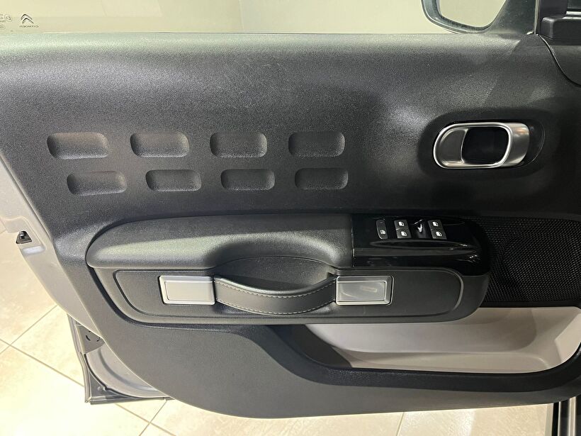 2024 Benzin Otomatik Citroen C3 Gri Gürel Tasarım Aksesuar Otomotiv San. Tic. Ltd. Şti.