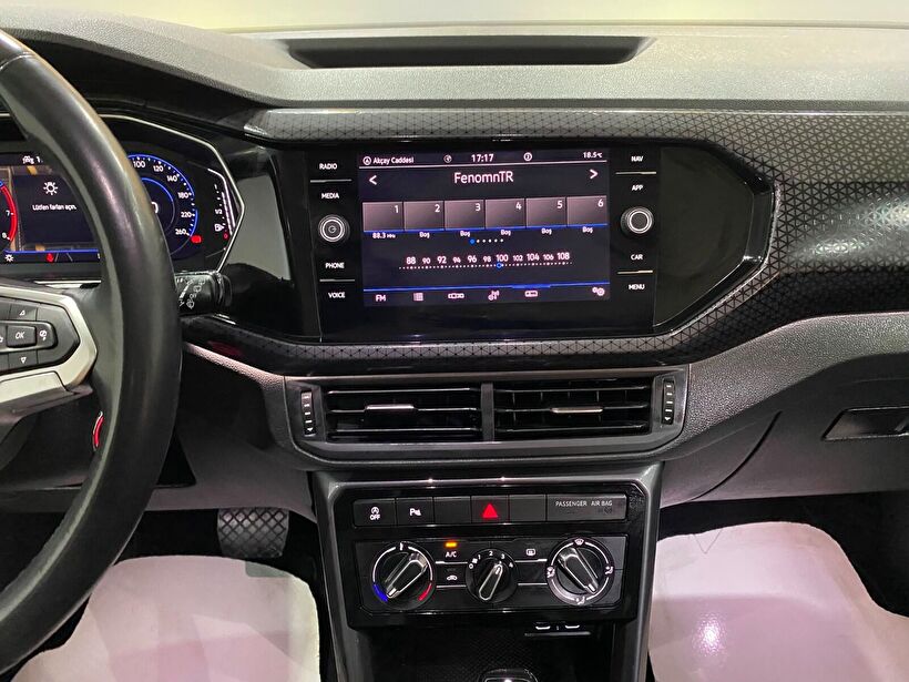 2022 Benzin Otomatik Volkswagen T-Cross Lacivert Gürel Tasarım Aksesuar Otomotiv San. Tic. Ltd. Şti.