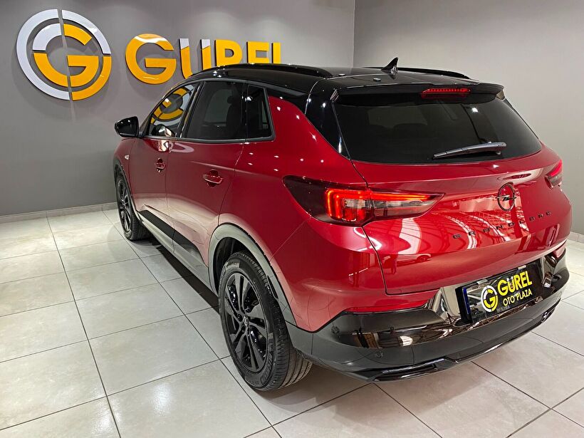 2024 Benzin Otomatik Opel Grandland Kırmızı Gürel Tasarım Aksesuar Otomotiv San. Tic. Ltd. Şti.