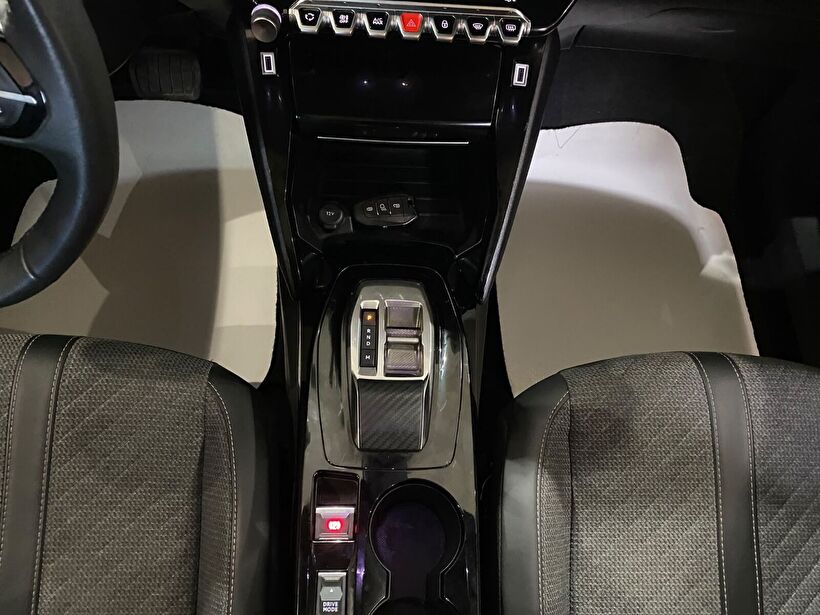 2025 Benzin Otomatik Peugeot 2008 Gri Gürel Tasarım Aksesuar Otomotiv San. Tic. Ltd. Şti.