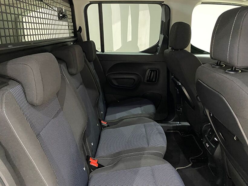 2025 Dizel Otomatik Fiat Doblo Combi Gri Gürel Tasarım Aksesuar Otomotiv San. Tic. Ltd. Şti.