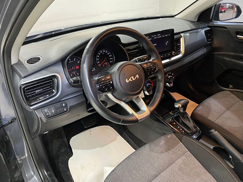 2022 Benzin Otomatik Kia Stonic Gri Gürel Tasarım Aksesuar Otomotiv San. Tic. Ltd. Şti.