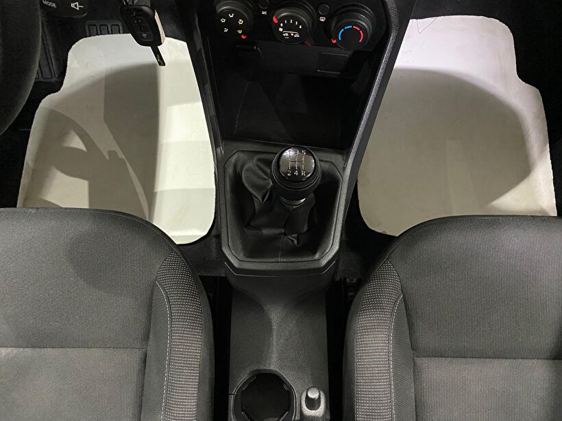 2022 Benzin Manuel Renault Taliant Beyaz Gürel Tasarım Aksesuar Otomotiv San. Tic. Ltd. Şti.