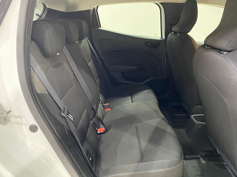 2023 Benzin Manuel Renault Clio Beyaz Gürel Tasarım Aksesuar Otomotiv San. Tic. Ltd. Şti.