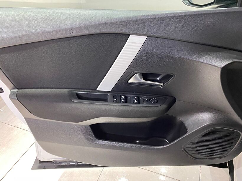 2022 Benzin Otomatik Citroen C4 Beyaz Gürel Tasarım Aksesuar Otomotiv San. Tic. Ltd. Şti.