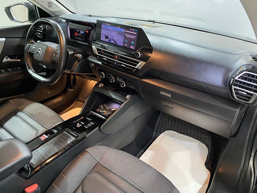 2023 Benzin Otomatik Citroen C4 X Gri Gürel Tasarım Aksesuar Otomotiv San. Tic. Ltd. Şti.