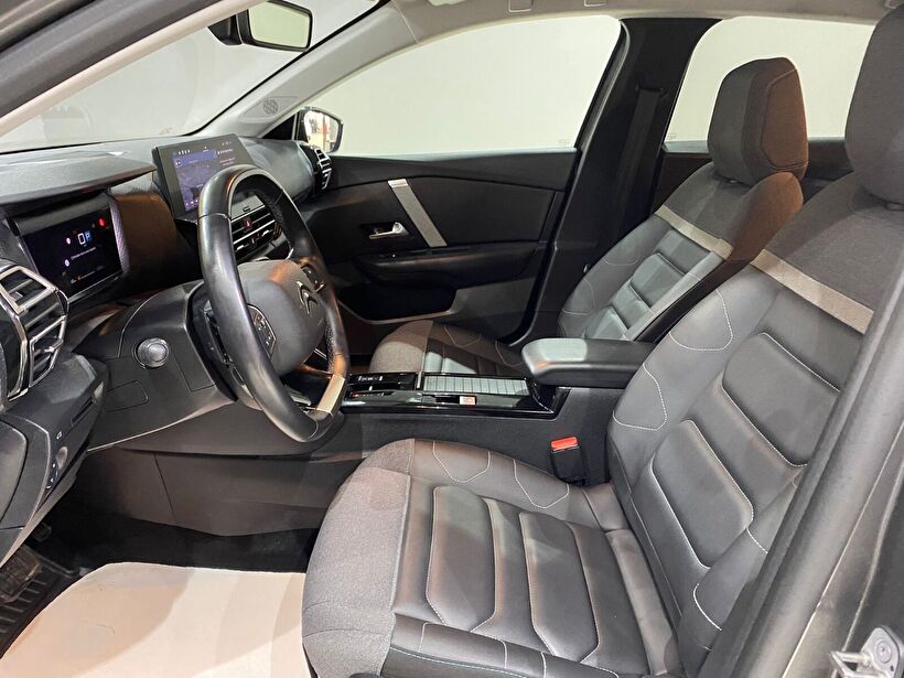 2023 Benzin Otomatik Citroen C4 X Gri Gürel Tasarım Aksesuar Otomotiv San. Tic. Ltd. Şti.