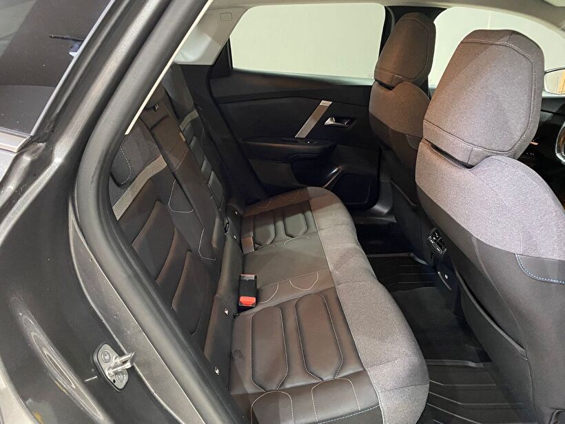 2023 Benzin Otomatik Citroen C4 X Gri Gürel Tasarım Aksesuar Otomotiv San. Tic. Ltd. Şti.