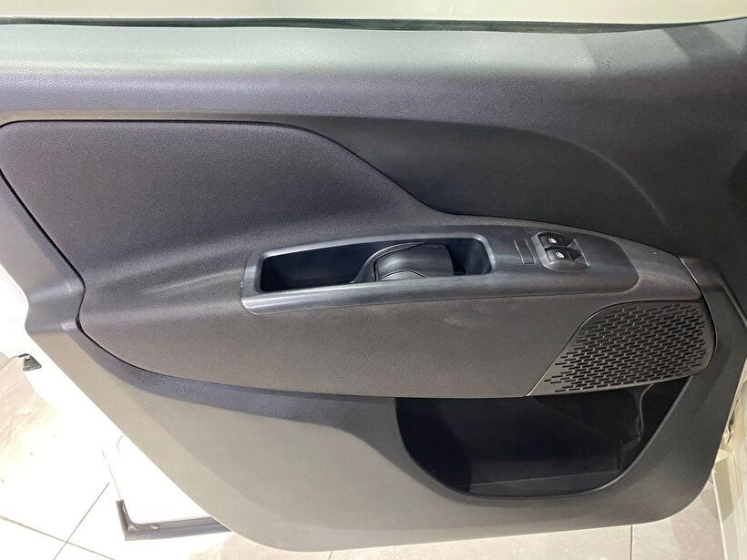 2021 Dizel Manuel Fiat Doblo Beyaz Gürel Tasarım Aksesuar Otomotiv San. Tic. Ltd. Şti.