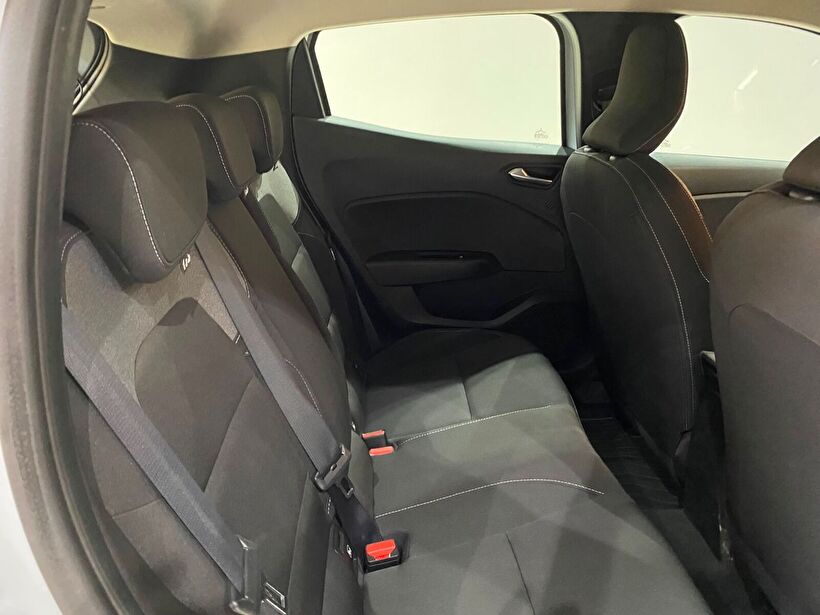 2025 Benzin Otomatik Renault Clio Gri Gürel Tasarım Aksesuar Otomotiv San. Tic. Ltd. Şti.