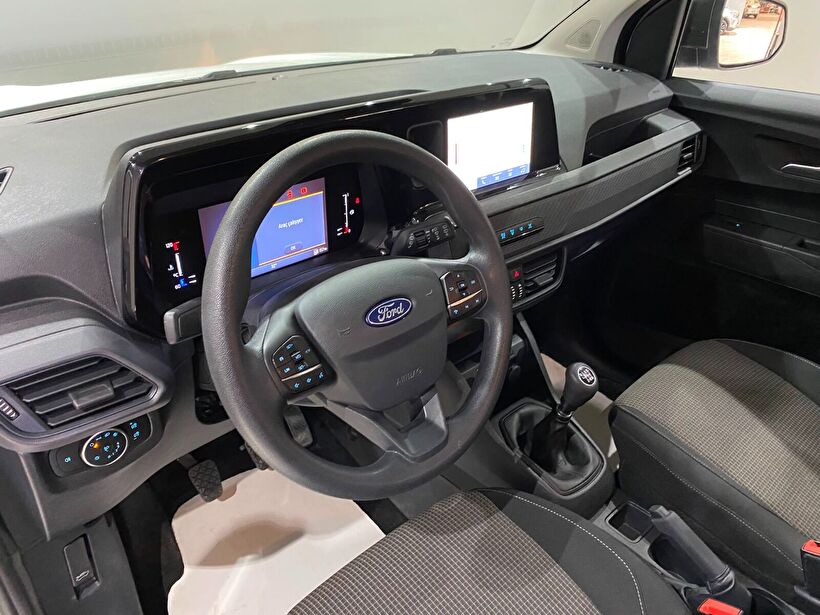2025 Dizel Manuel Ford Tourneo Courier Beyaz Gürel Tasarım Aksesuar Otomotiv San. Tic. Ltd. Şti.