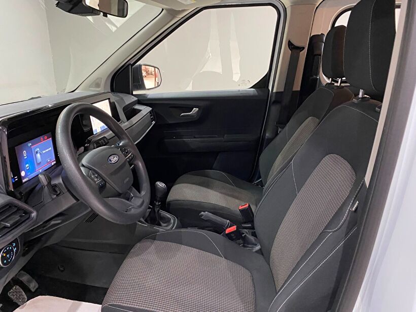 2025 Dizel Manuel Ford Tourneo Courier Beyaz Gürel Tasarım Aksesuar Otomotiv San. Tic. Ltd. Şti.