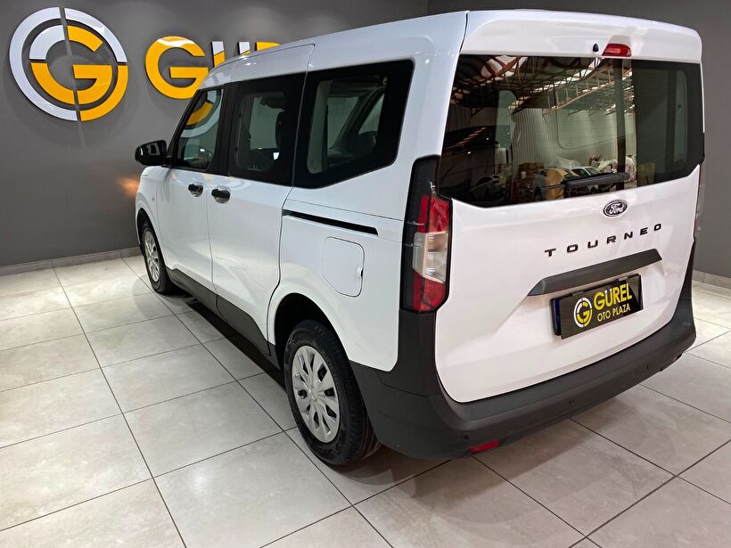 2025 Dizel Manuel Ford Tourneo Courier Beyaz Gürel Tasarım Aksesuar Otomotiv San. Tic. Ltd. Şti.