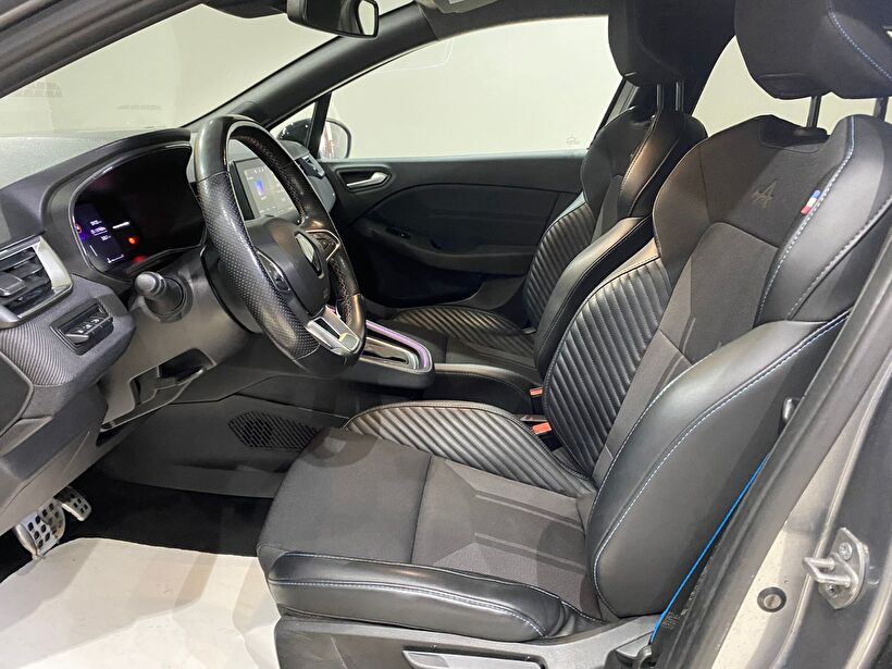 2023 Benzin Otomatik Renault Clio Gri Gürel Tasarım Aksesuar Otomotiv San. Tic. Ltd. Şti.