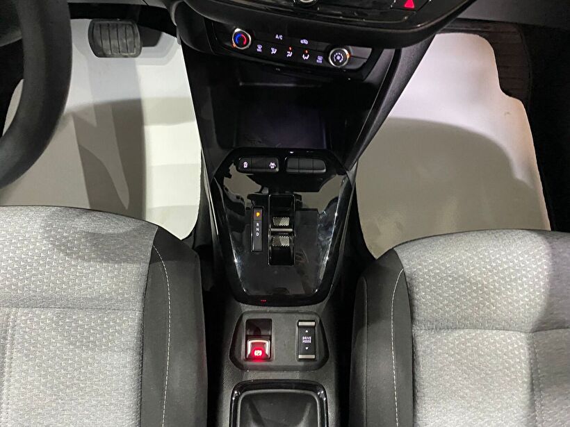 2025 Benzin Otomatik Opel Corsa Gri Gürel Tasarım Aksesuar Otomotiv San. Tic. Ltd. Şti.