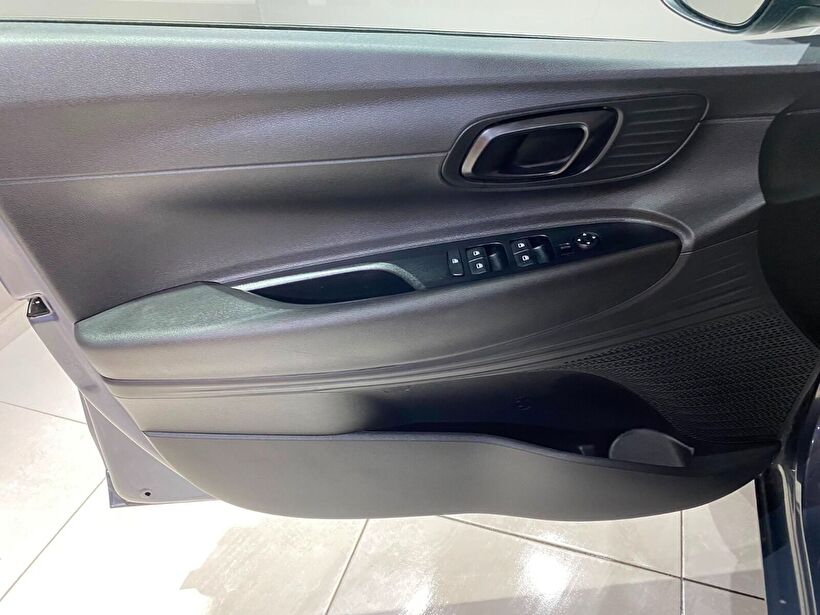 2025 Benzin Otomatik Hyundai i20 Gri Gürel Tasarım Aksesuar Otomotiv San. Tic. Ltd. Şti.