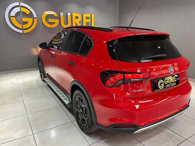 2023 Benzin Manuel Fiat Egea Cross Kırmızı Gürel Tasarım Aksesuar Otomotiv San. Tic. Ltd. Şti.