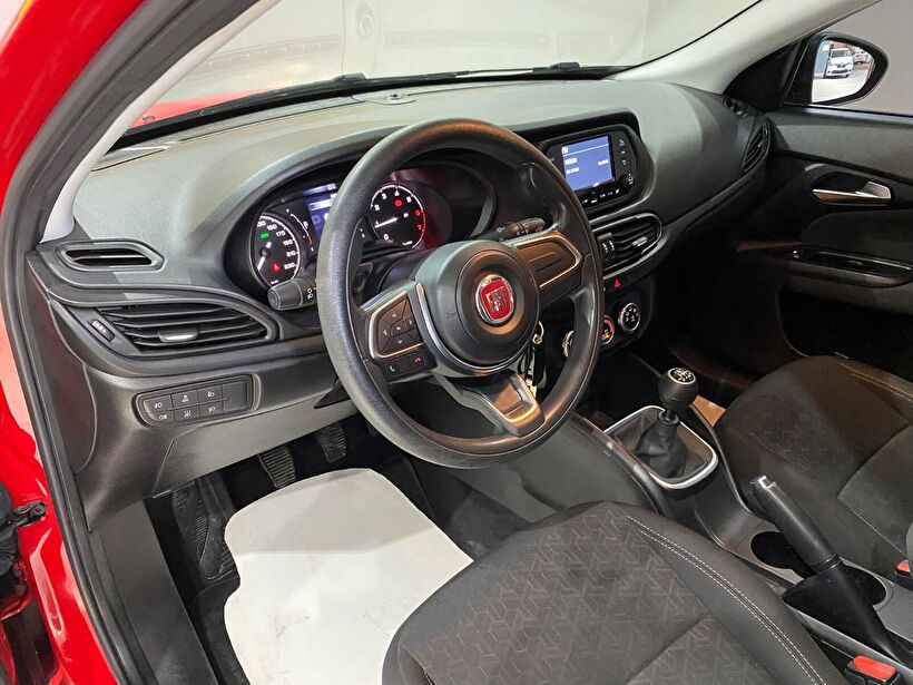 2023 Benzin Manuel Fiat Egea Cross Kırmızı Gürel Tasarım Aksesuar Otomotiv San. Tic. Ltd. Şti.