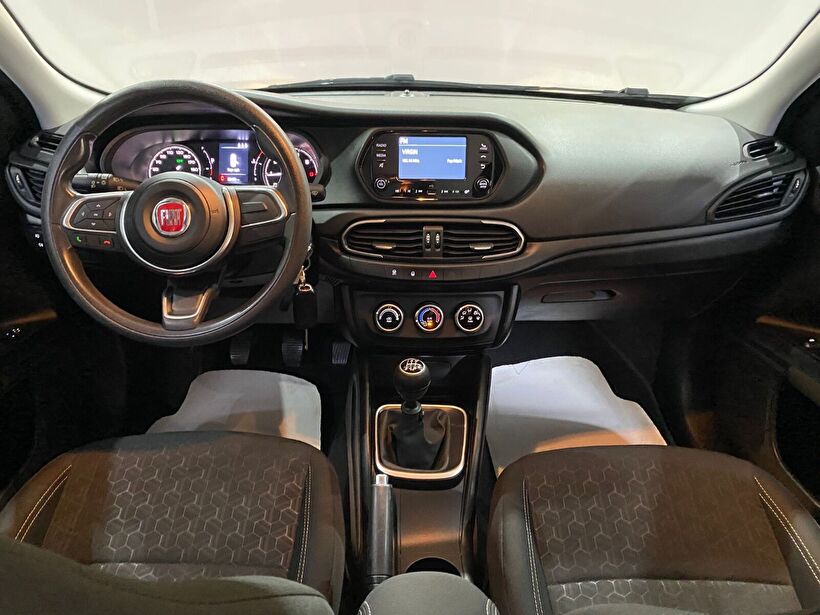 2023 Benzin Manuel Fiat Egea Cross Kırmızı Gürel Tasarım Aksesuar Otomotiv San. Tic. Ltd. Şti.
