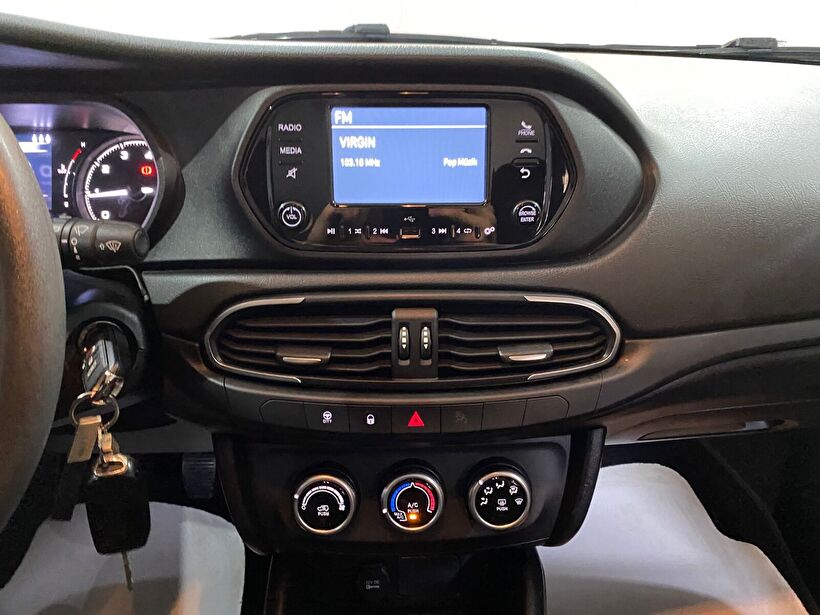 2023 Benzin Manuel Fiat Egea Cross Kırmızı Gürel Tasarım Aksesuar Otomotiv San. Tic. Ltd. Şti.